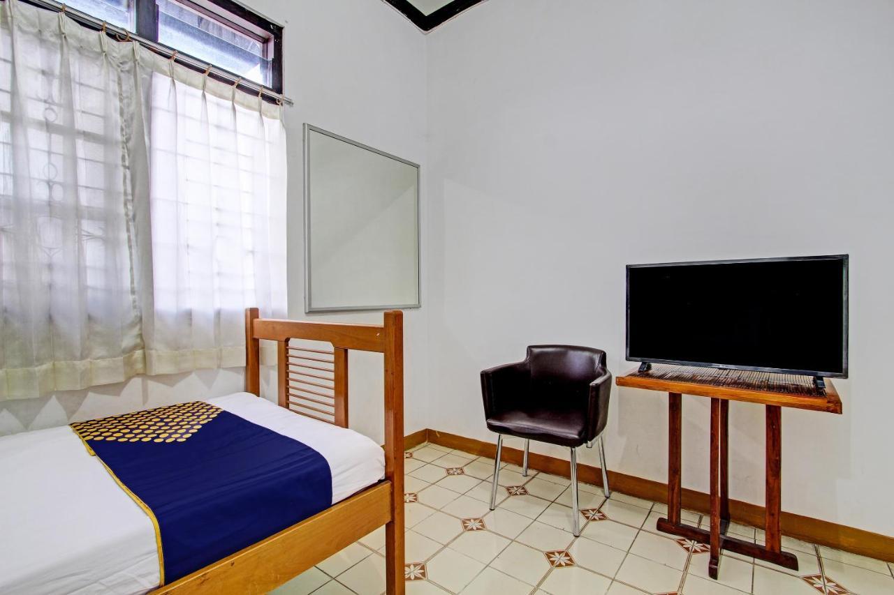 Spot On 92623 Mw 46 Guesthouse Pakualaman Exterior photo